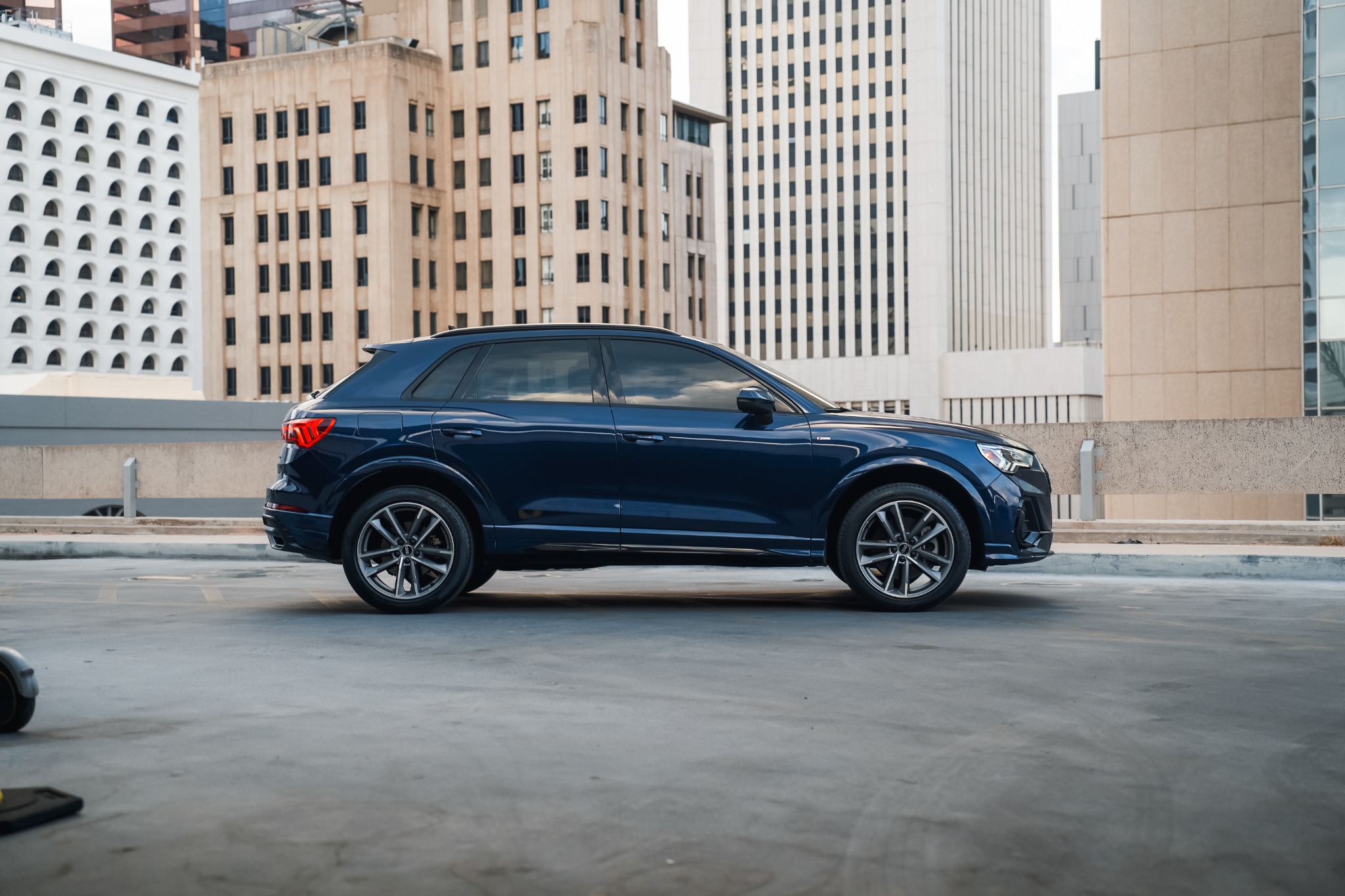 Audi Q3 gallery image 8