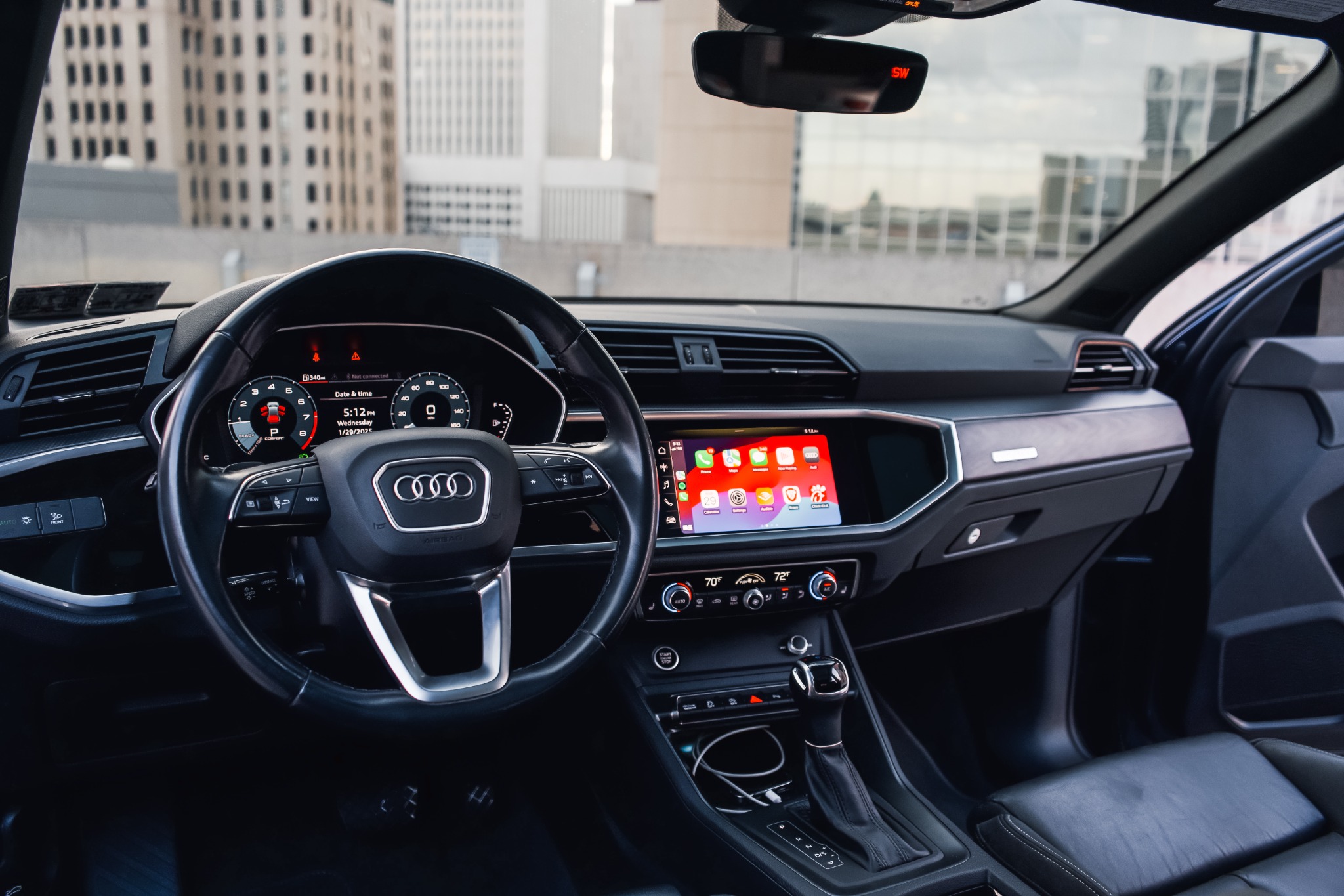 Audi Q3 gallery image 11