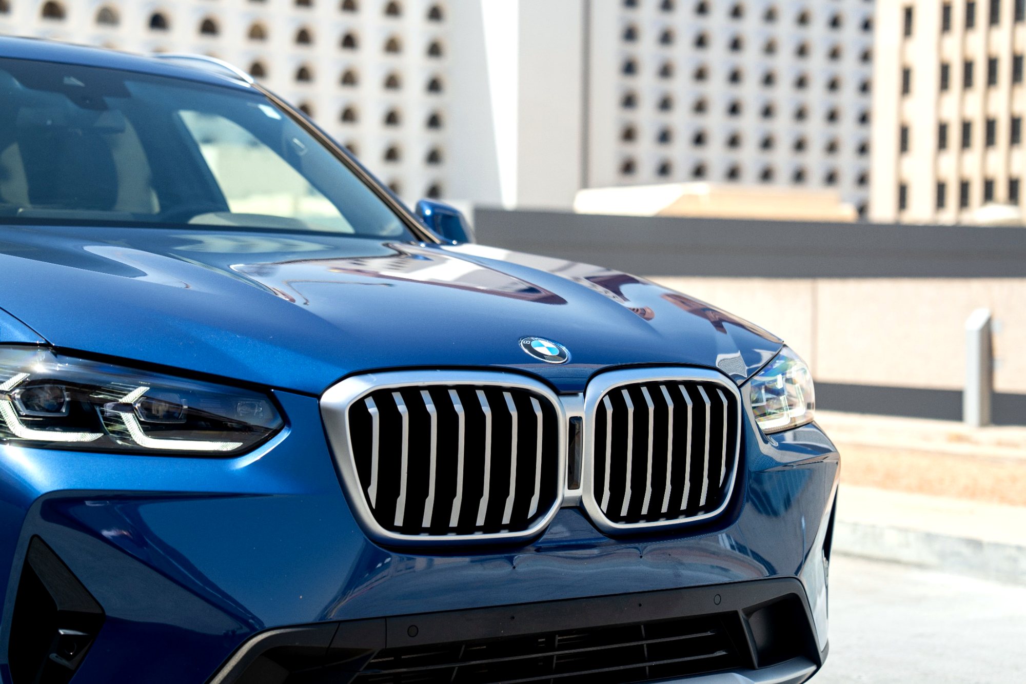BMW X3 photo 2