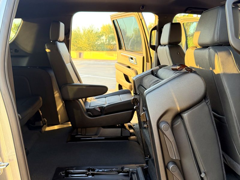2026 Chevrolet Suburban photo 17